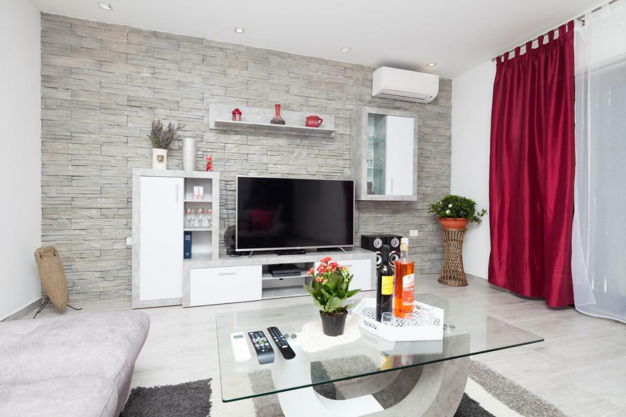 New Brend App Matija Apartment Pinezici  Ngoại thất bức ảnh